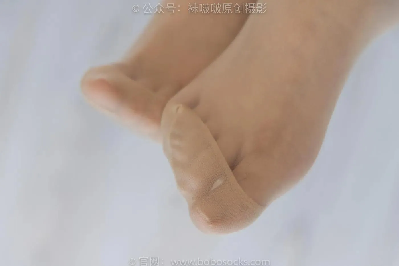 [BoBoSocks袜啵啵]NO.160 小淳-匡威板鞋、黑皮鞋、短肉丝、白丝小腿袜 [140P]插图7
